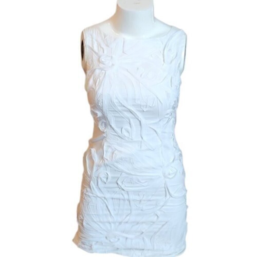 [Ann Taylor] White Ruffle Fitted Dress - Size 8